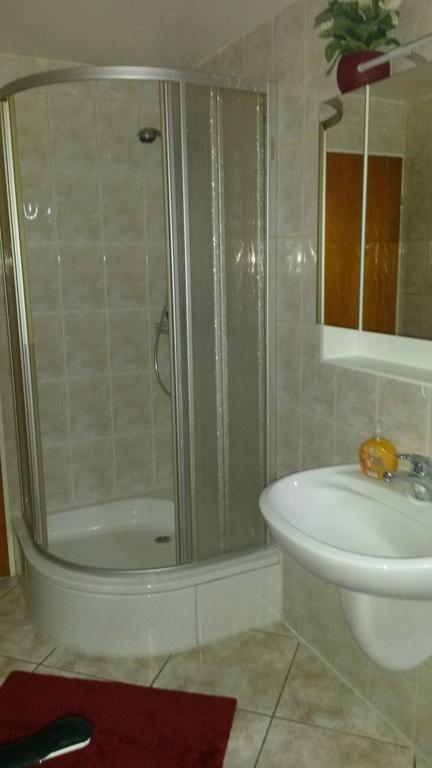 Gastezimmer Kelsterbach Rom bilde